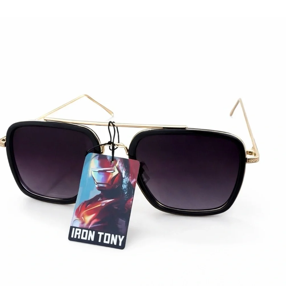 Luxury Black & Gold Oversized Aviator Sunglasses | Gradient Lens Designer Style